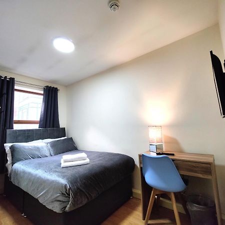 Liverpool City Centre Private Rooms Including Smart Tvs - With Shared Bathroom Exteriér fotografie