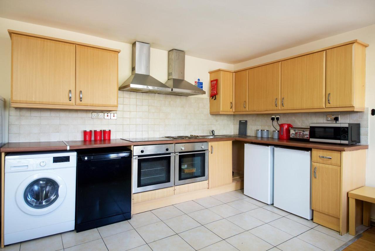 Liverpool City Centre Private Rooms Including Smart Tvs - With Shared Bathroom Exteriér fotografie
