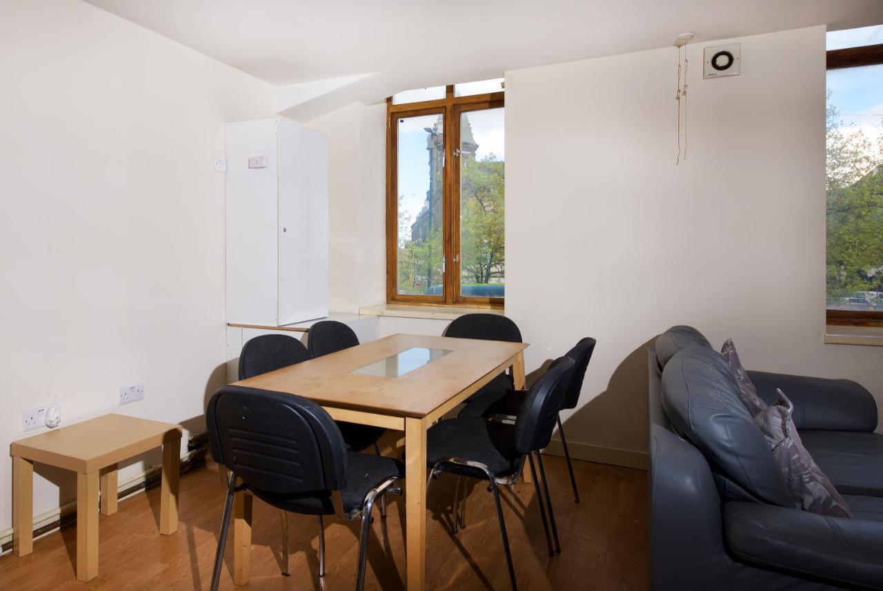 Liverpool City Centre Private Rooms Including Smart Tvs - With Shared Bathroom Exteriér fotografie