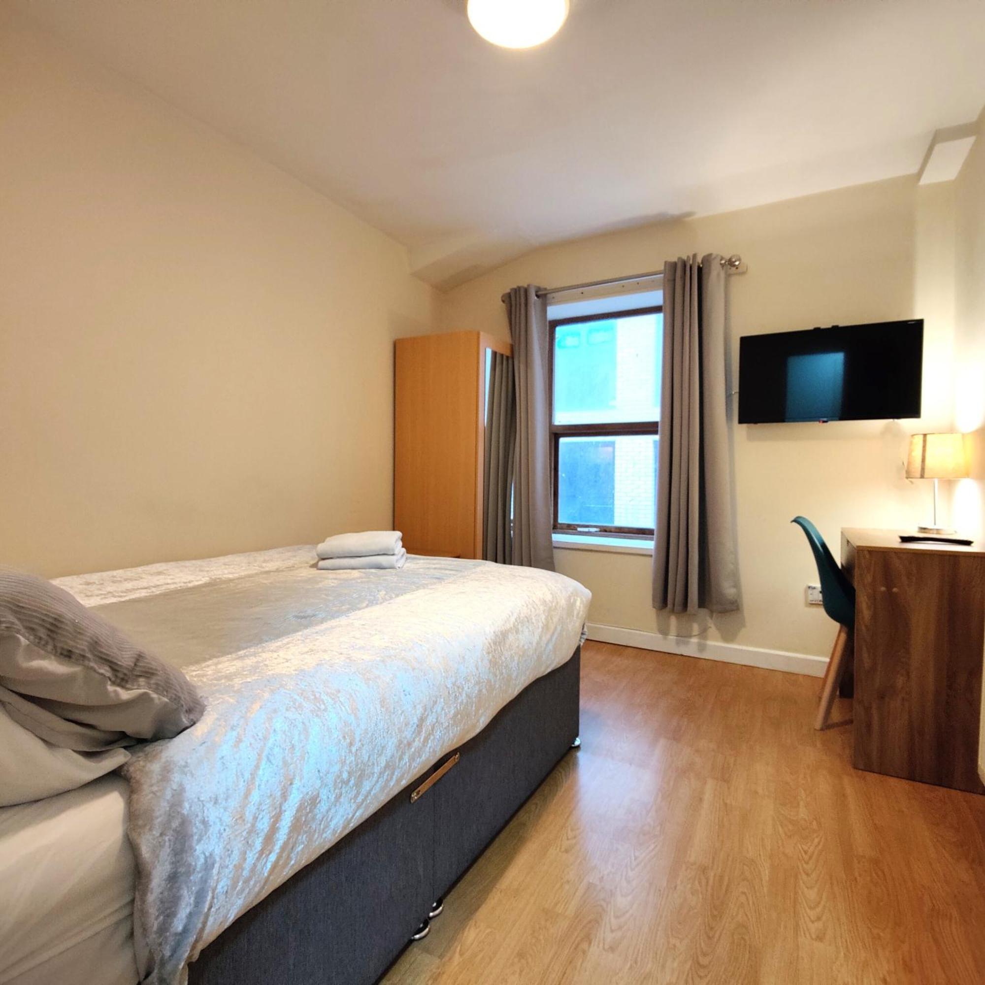 Liverpool City Centre Private Rooms Including Smart Tvs - With Shared Bathroom Pokoj fotografie