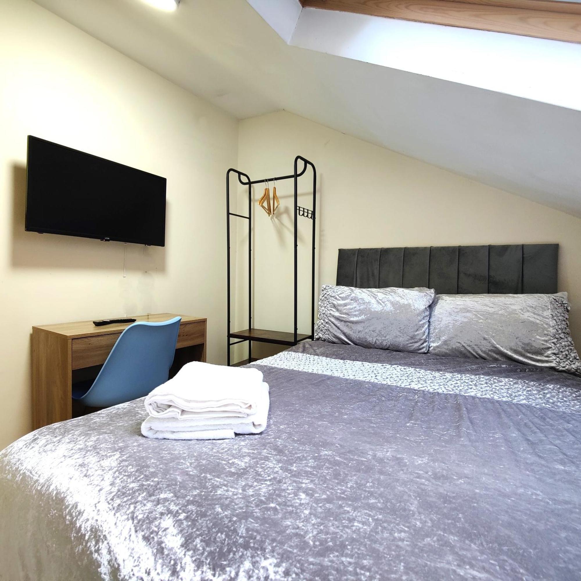 Liverpool City Centre Private Rooms Including Smart Tvs - With Shared Bathroom Exteriér fotografie